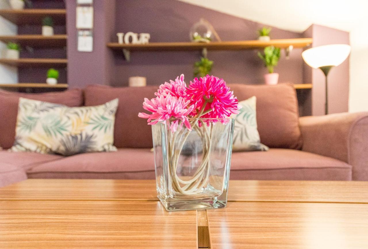 Family Noemi Home Center Málaga Dış mekan fotoğraf