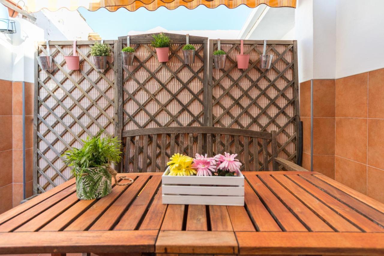 Family Noemi Home Center Málaga Dış mekan fotoğraf